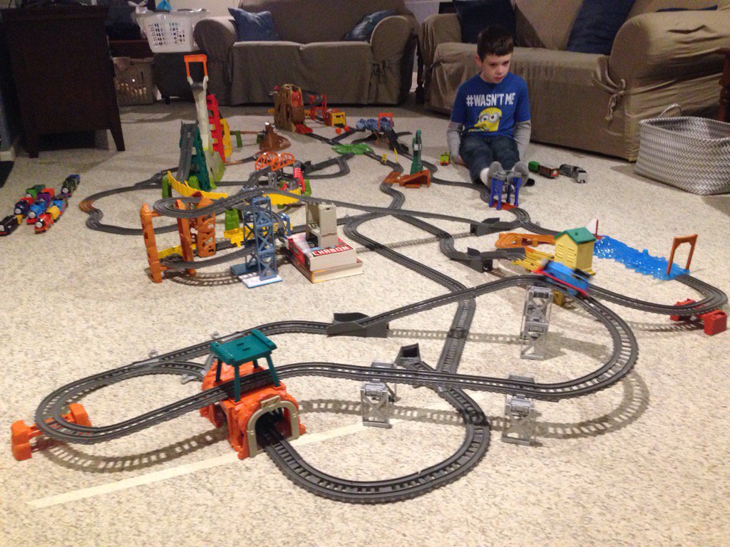evincent32's tweet photo. More @ThomasFriends Trackmaster sets for #Easter. Soon, these will take up our whole basement. #Thomasobsessed https://t.co/UVoMx3pn5O