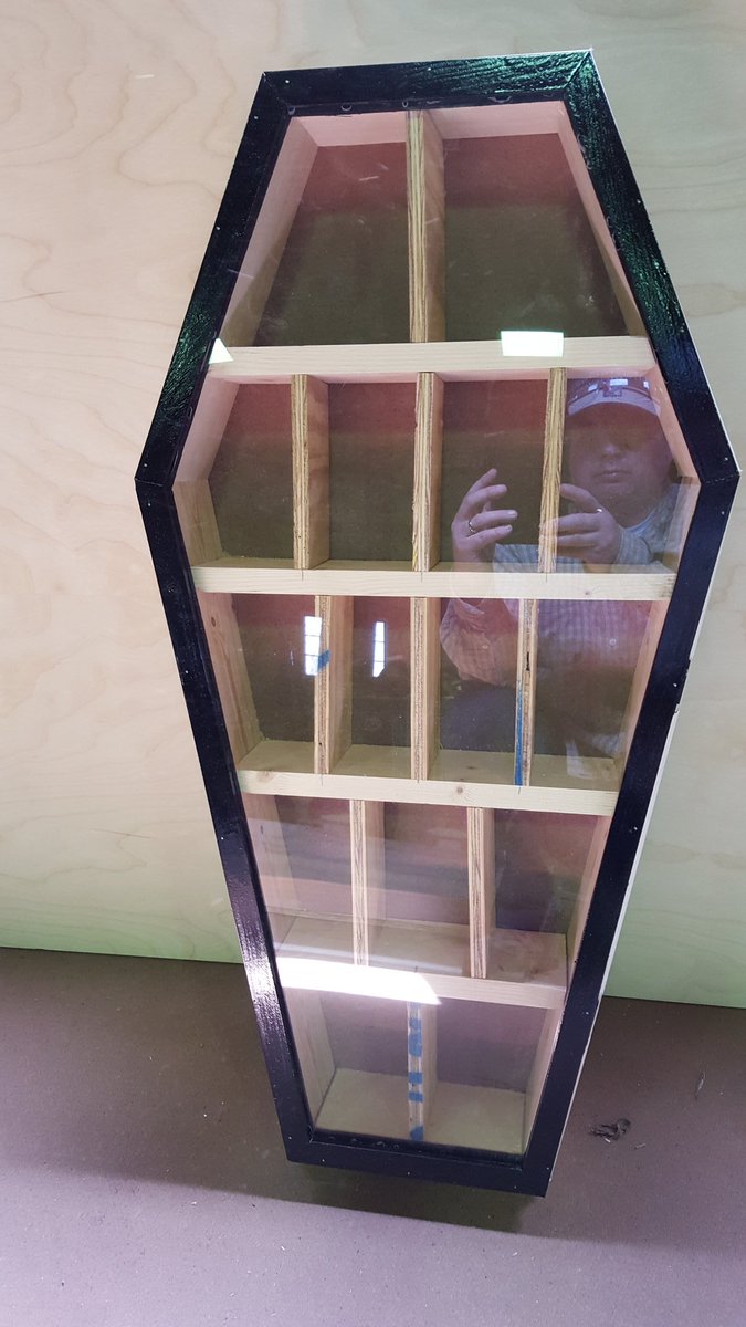 ComaToastCoffin's tweet photo. https://t.co/PzT5i7K8W3