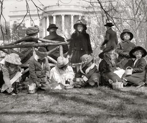 Children get ready for Easter egg rolling at the White House in 1911. #Easter