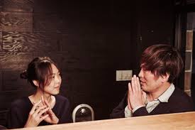 Join us tonight at 20:00 @sphinxcinema for the Closing Film: Right Now, Wrong Then by Hong Sang-soo!! #courtisane