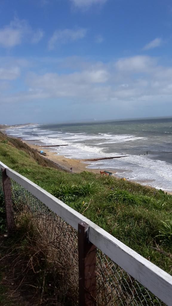 It's a fabulous day in <a href="/WildDorset/">Wild Dorset</a> @DavesDMDImages .Just love #Dorset #dorsethour