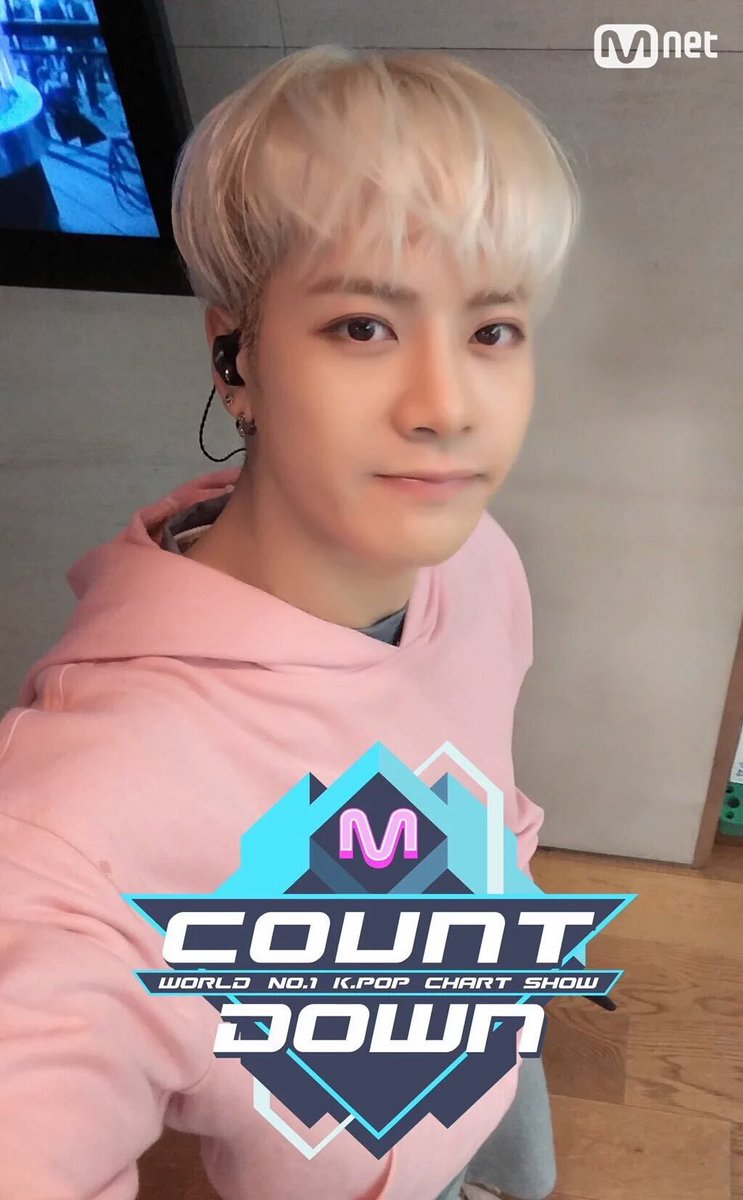 SAgustDY's tweet photo. #HappyJacksonDay 
せんいる ちゅっかへ~(*´`) https://t.co/HnwY1FyjyG