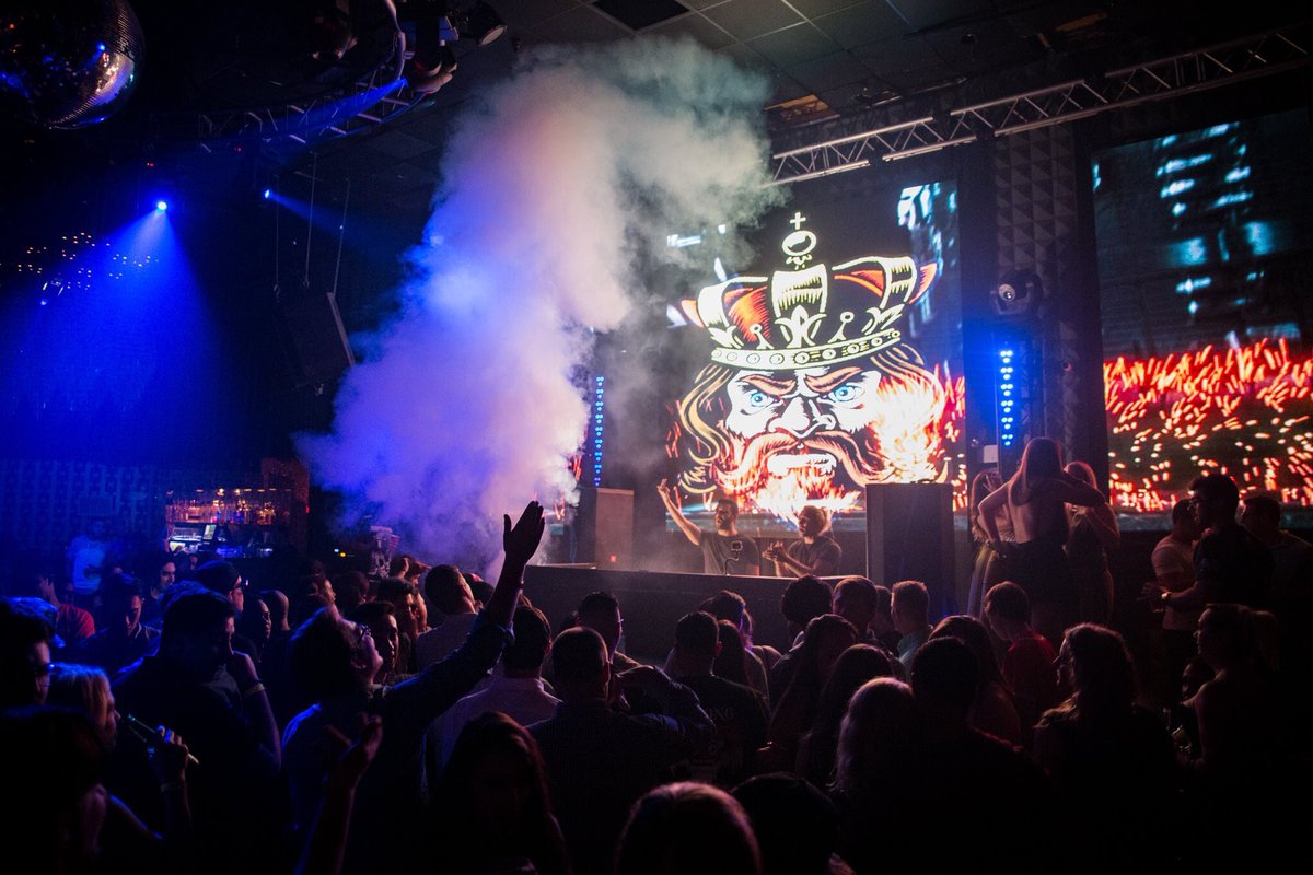 _dropproduction's tweet photo. @badroyalemusic @gilt_nightclub #orlando #floridaedm https://t.co/bG4xp0Db0n