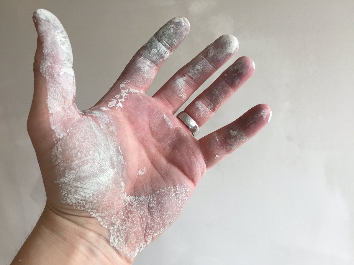 DefineTheLight's tweet image. Never worked so hard in my life!!! #decorating #manuallabour