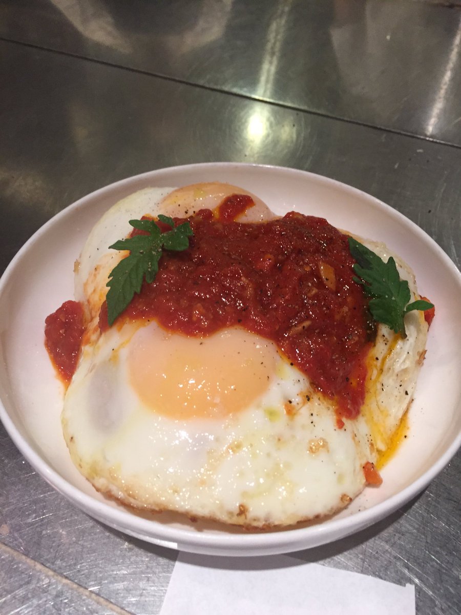 TheFinePalate's tweet image. Our first #egg dish #Huevosenelinfierno #eggsinhell