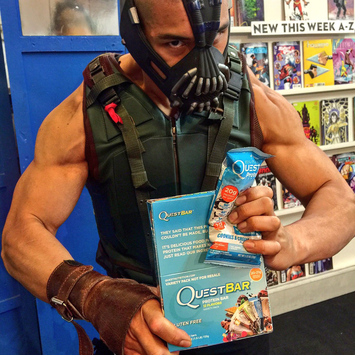 DigitalLA's tweet image. Thanks @MeltdownComics @SteveSievers @SPBHanimation @Daniel_Turtle Hula Girl, for fun #WonderParty!