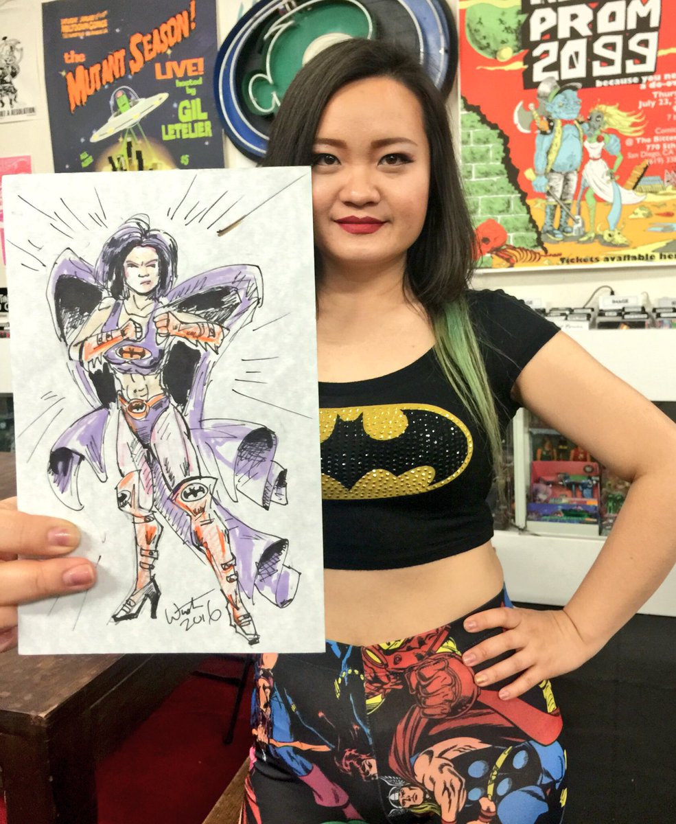 DigitalLA's tweet image. Thanks @MeltdownComics @SteveSievers @SPBHanimation @Daniel_Turtle Hula Girl, for fun #WonderParty!