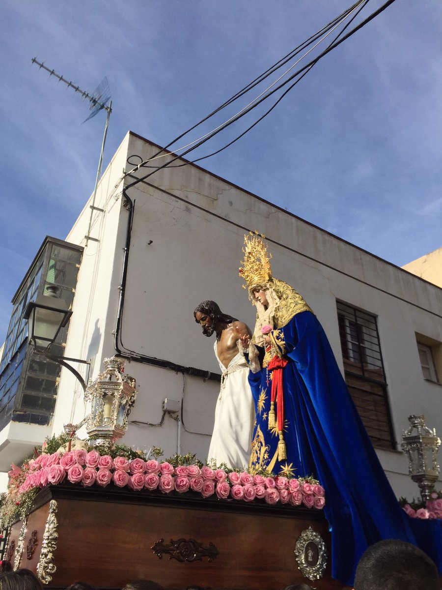 CofradesDMalaga's tweet photo. (Ahora)  Traslado de los titulares de la Hermandad de Humillación # MLGCofrades https://t.co/Wrb00soySU