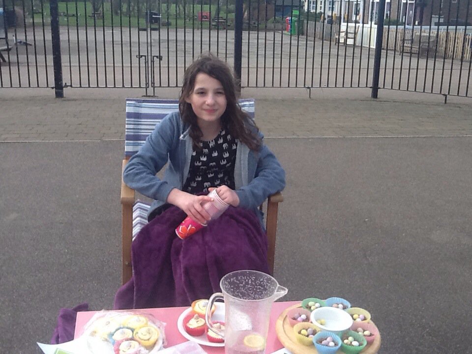 RaeSnape's tweet image. @Principal_EL This is what my DD is doing today! #HelpForHomeless #compassion