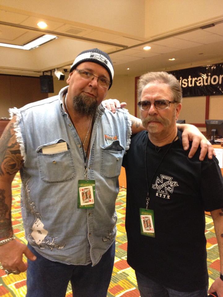 UnpreVictable's tweet image. RT @LerakeshVizo: @rmlimodriver69 @UnpreVictable @MikeLenehan @salgovernale who? Me. Bodyguard of Bodyguards