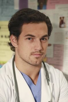 11yearsofgreys's tweet image. least favorite newbee