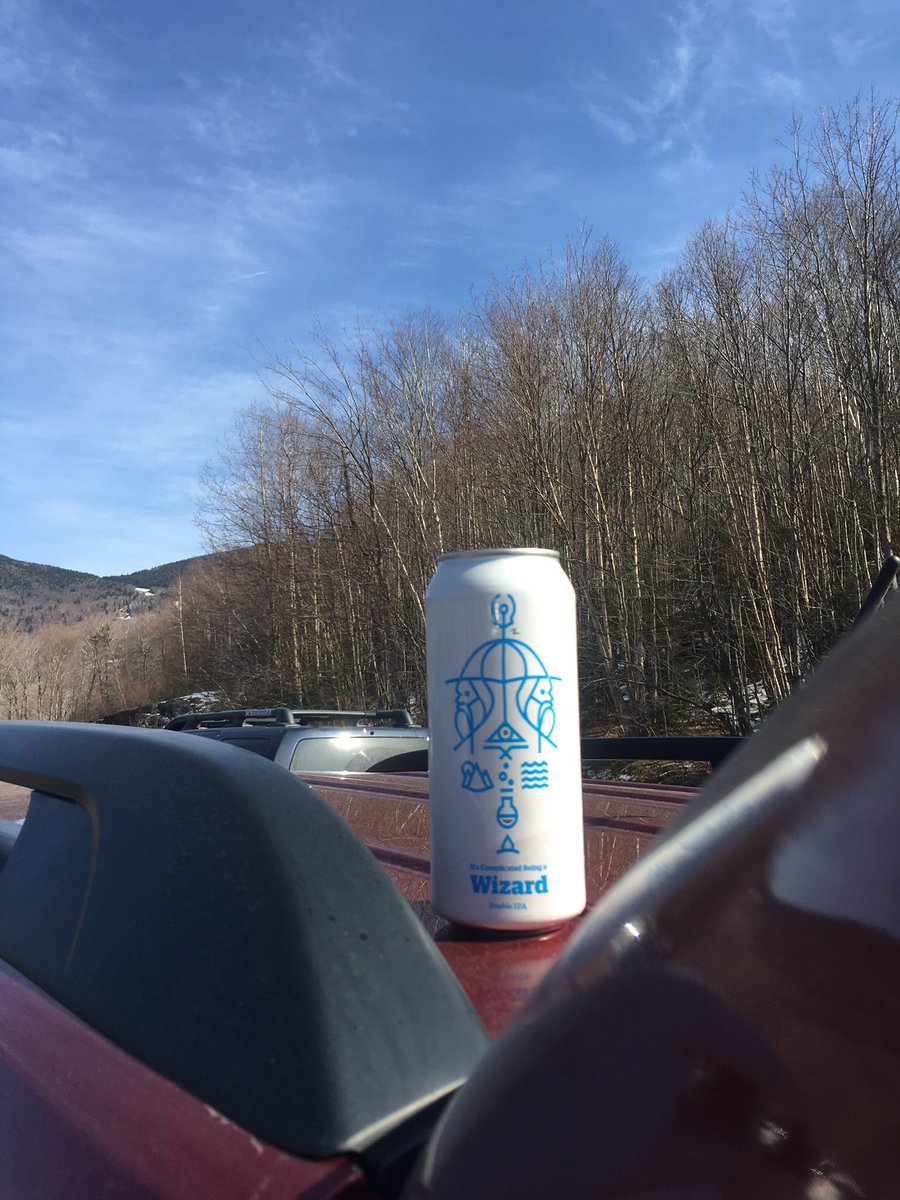 Pmoran28Moran's tweet photo. Parking lot hangs @ Smuggs #likeawizard https://t.co/wDb1SfYX9U