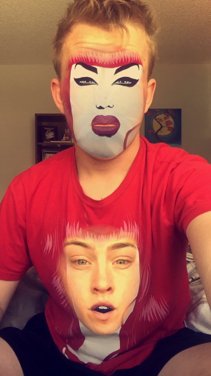 _Adam_Riley's tweet photo. So this happened this morning @AdoreDelano @DannyNoriega @TheBiancaDelRio https://t.co/8dgCDG6uLs