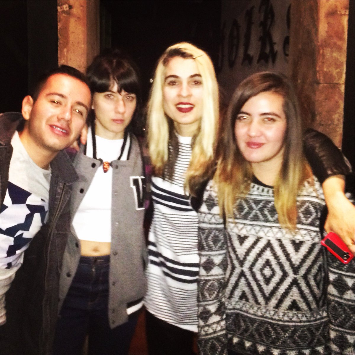 zitrOoaP's tweet image. Con las chicas de @QuieroClub anoche!
Gracias @MarcelaViejo y @priscilamonus 🤘🏼#rcprojects