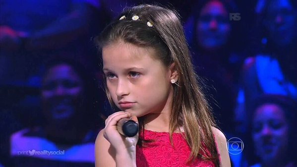 cleytu's tweet photo. RAFA GOMES RAINHA DO #TheVoiceKidsBr https://t.co/FzEiLLuaOA