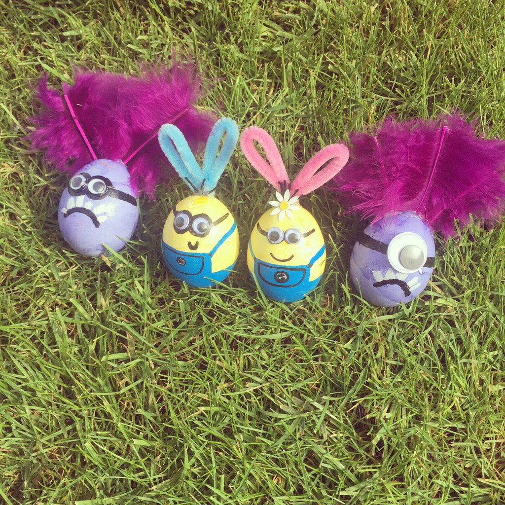 MirandaCosgrove's tweet photo. Happy Easter! 🐰 https://t.co/jAA2VMBYOx