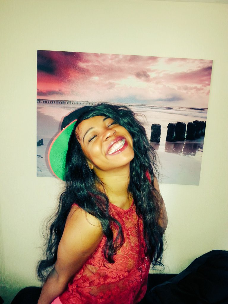abuitafly's tweet photo. #Bigsmile #selfie https://t.co/XavT8xY6vt
