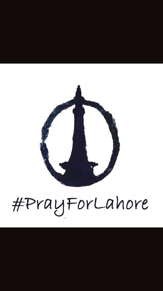 MominaMuslim's tweet image. #PrayForPakistan #PrayForLahore 😭😭