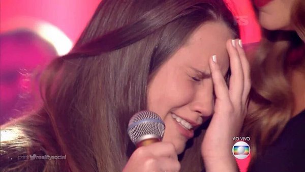 DudaQuerComida's tweet photo. Eu vendo a Iris de novo #TheVoiceKidsBr https://t.co/g1rknOQJFH
