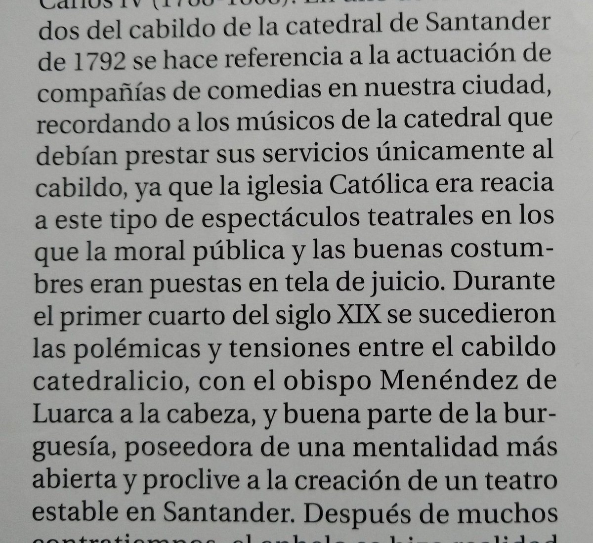 paracaneda's tweet photo. Parece que en Santander lo de perseguir la música en directo es una tradición a preservar #momuca @NochedeRock https://t.co/EGqiTEElLM