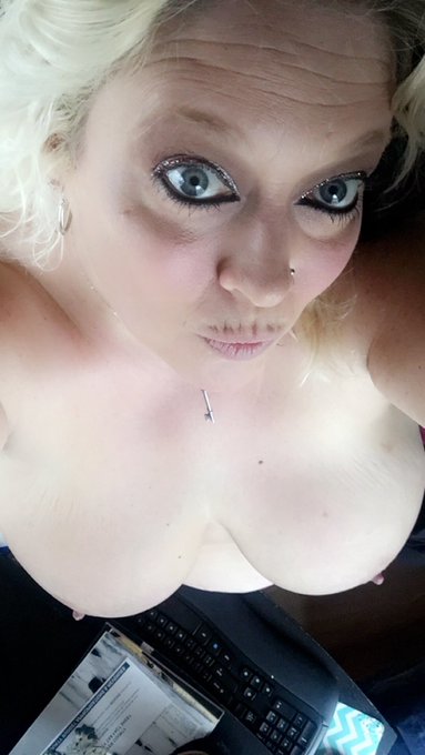 Smooches!!! #bbw #savannahphair https://t.co/mmKTNoDCzU<a href="/tag/bbw"class="tags">#bbw</a><a href="/tag/savannahphair"class="tags">#savannahphair</a>