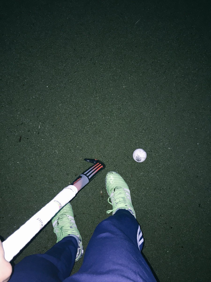 casperkdahl's tweet photo. Nice to be back on the pitch! #adidashockey #gribbid https://t.co/zWhg05KLdy