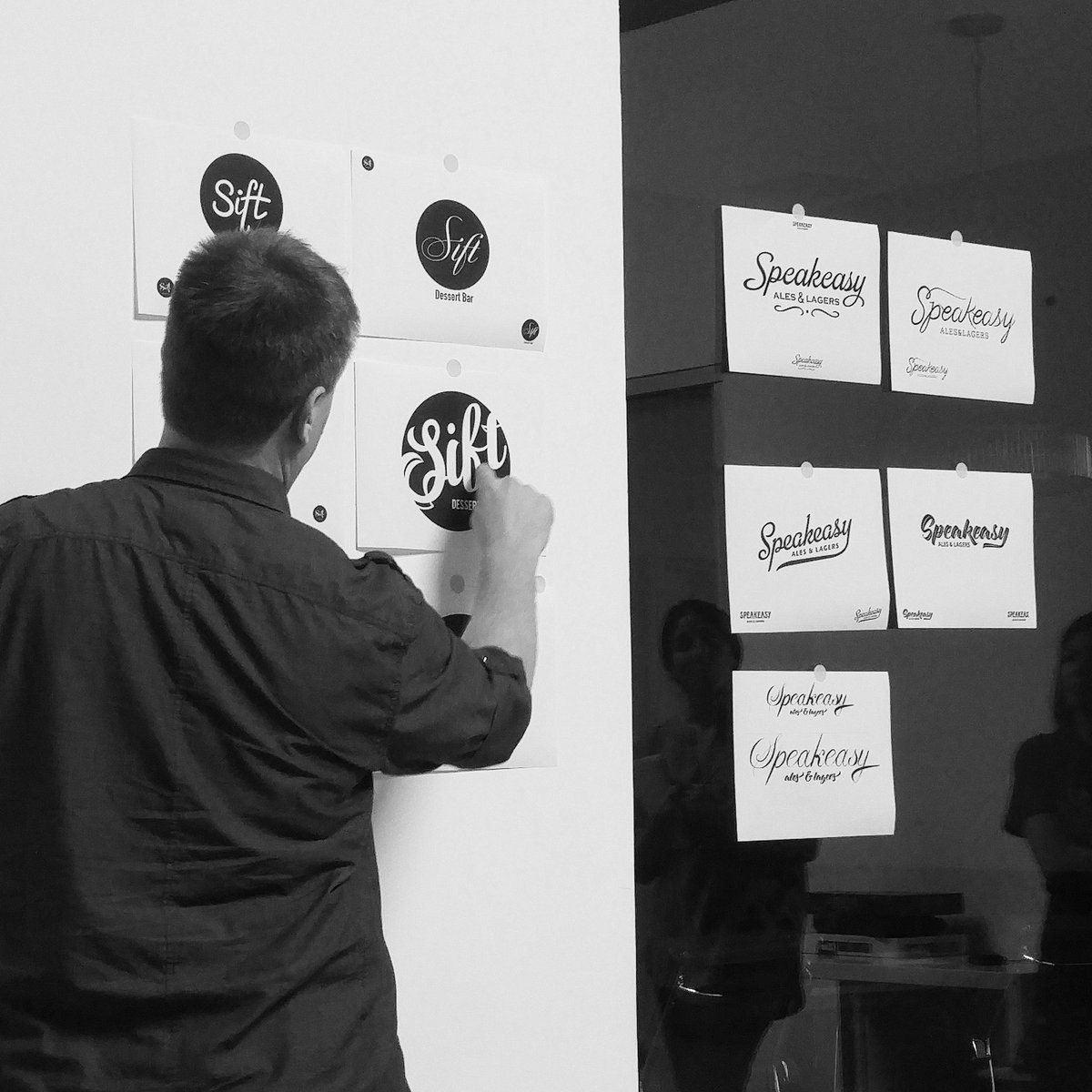 AIGAOC's tweet image. Thanks to @typeedla for the intense #Scriptology crash course! We sweated out #script logos in an hour and a half. 😅