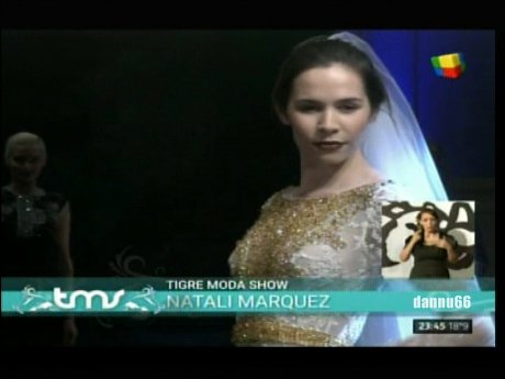 dannu66's tweet photo. @elinafernandezf Absoluta belleza #Desfile #TigreModaShow @AmericaTV https://t.co/13R0ZMzIaA