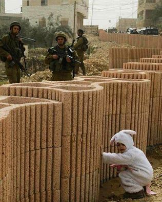 RFIsrael48's tweet image. #HAPPYEASTER This picture was taken by photojournalist Ziv Koren.  — at Hebron, West Bank, #Palestine
#freepalestine