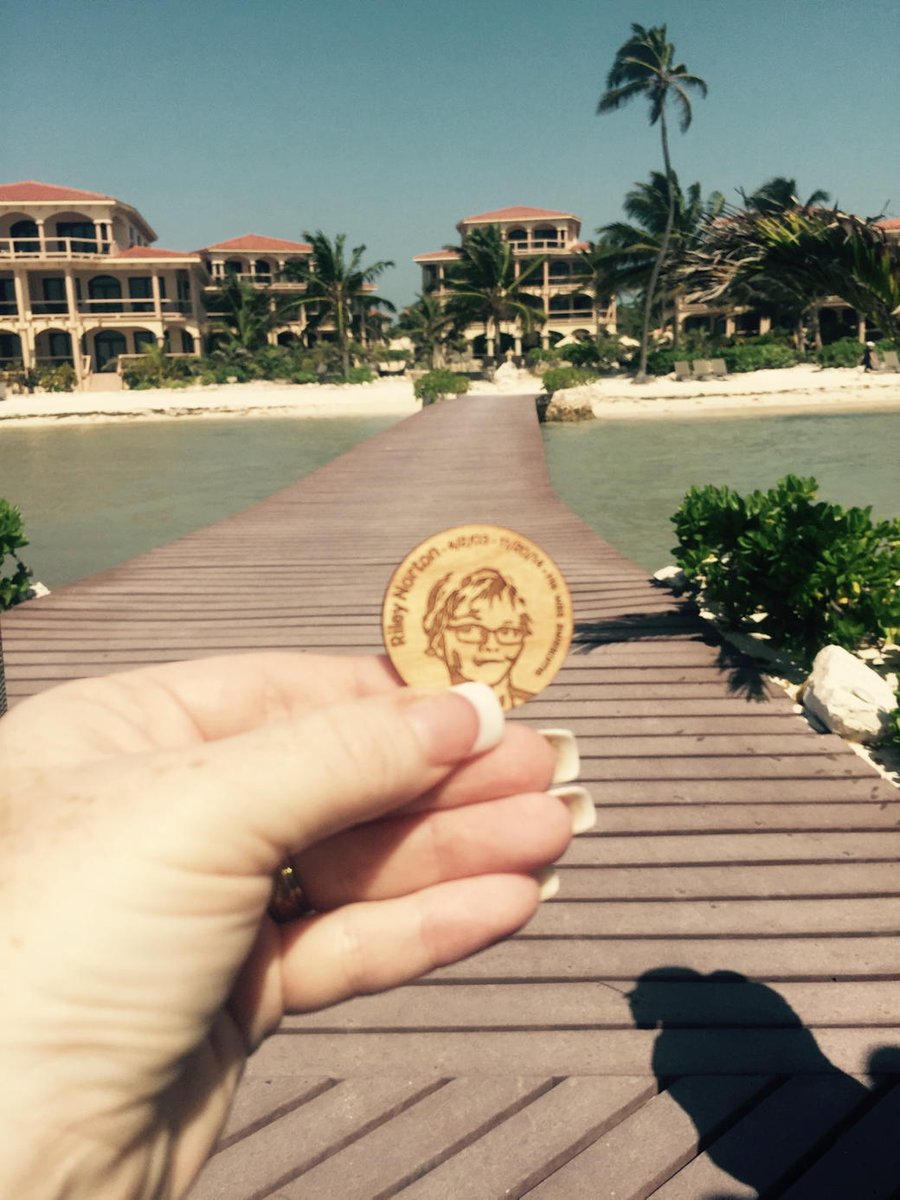 AlexanderIPLaw's tweet photo. #CentralTeamRiley #hewasawesome #youbetterbelizeit
Ambergris Caye, Belize
#cocobeachresort https://t.co/l9GjNUMHgX
