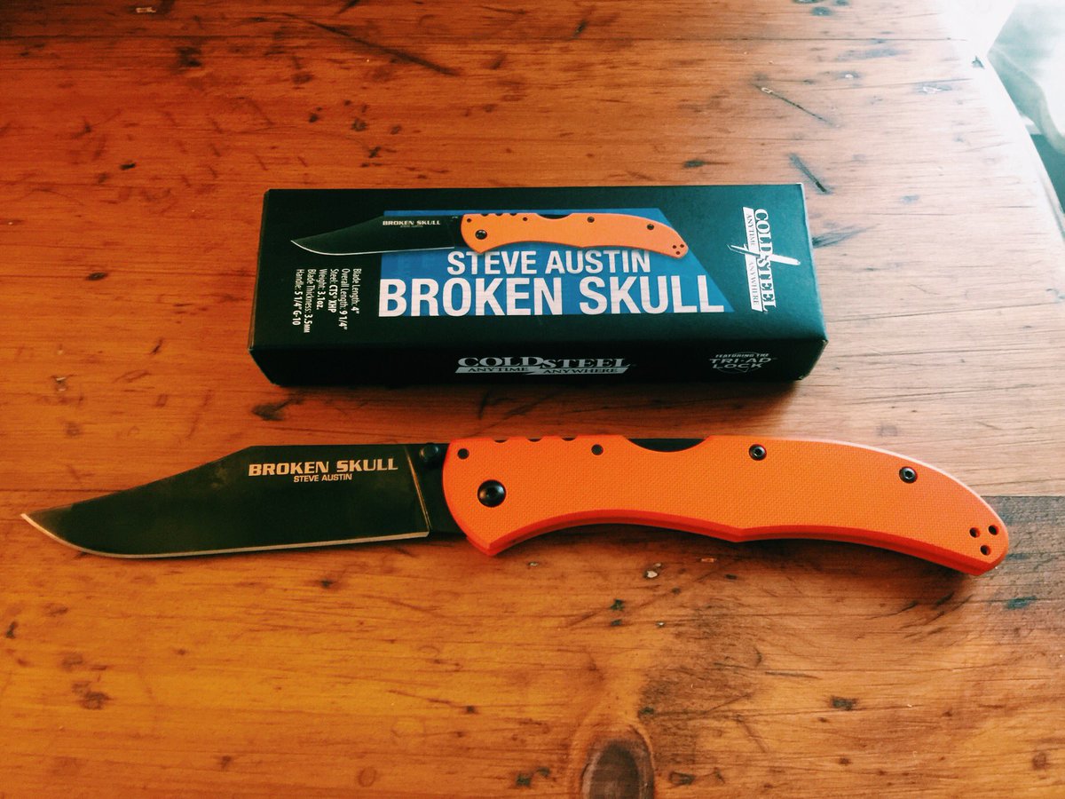 steveaustinBSR's tweet photo. Let me know how it works for you. @Coldsteelknives RT @Luke_Genocide: So stoked on my new knife @steveaustinBSR https://t.co/WHRdjbR7Ib
