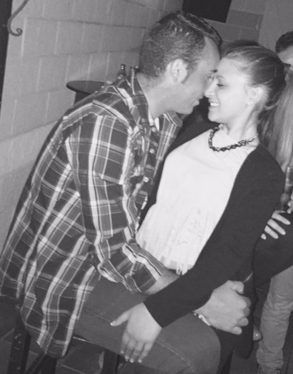 virgirios27's tweet photo. Lo mejor que tengo eres tuu!!!😘😍😍😍 @barreno96  TE QUIIIERO MUXIIISISISMOOOOO MI NIÑOOO!!😘😘😍😍😍💏❤💏❤💏❤💏❤💏❤TE AMOO!!❤❤❤ https://t.co/hldQOje3aD