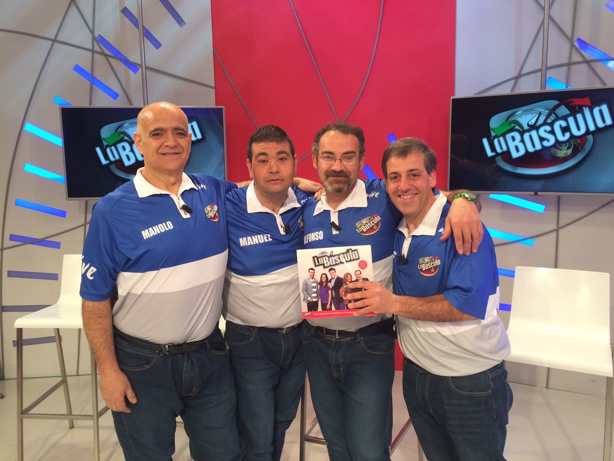 labascula_ATV's tweet photo. #labascula40 retuitea esta foto y entraras en el sorteo de nuestro libro https://t.co/DojeqFyQan