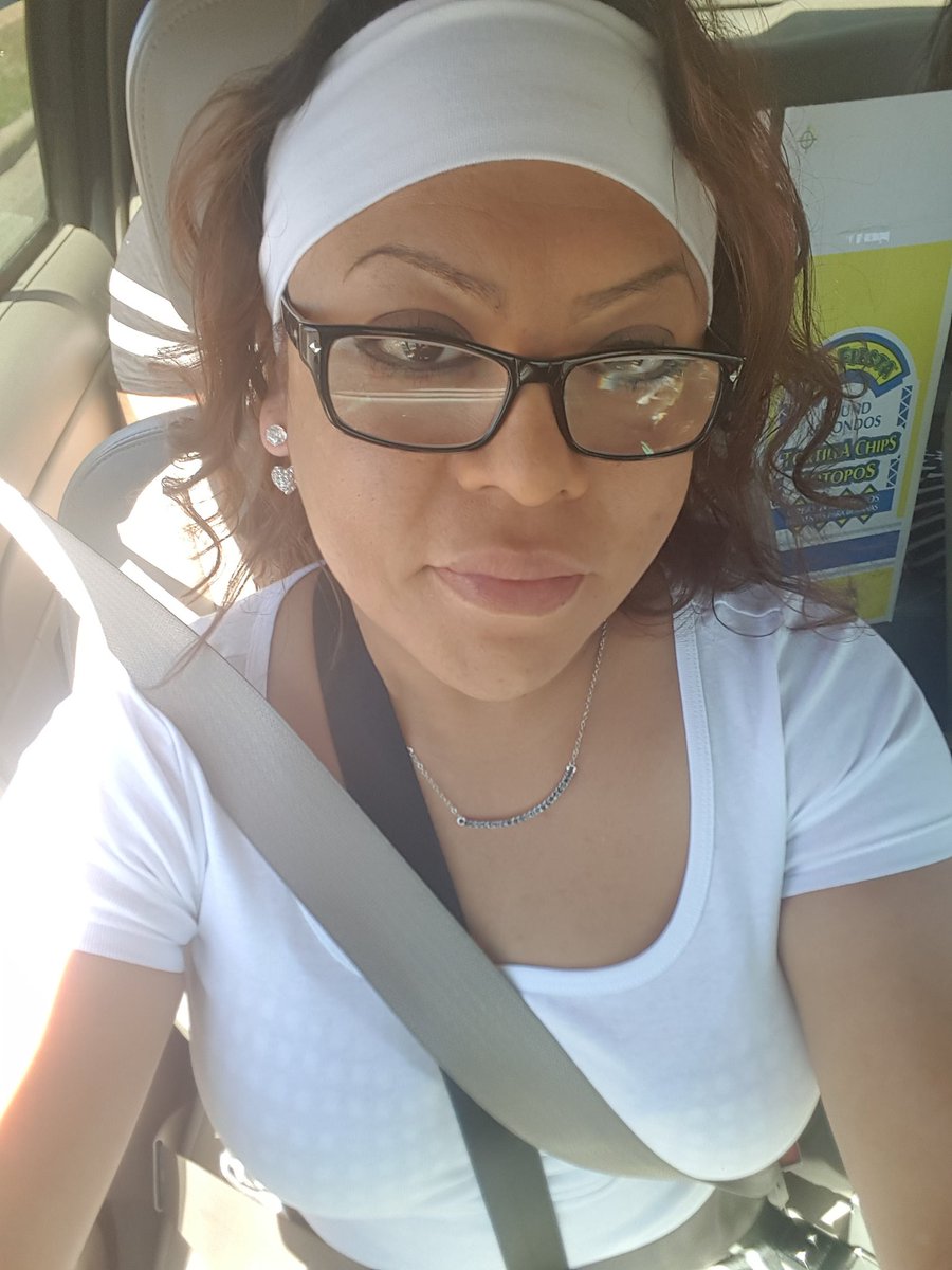 CaritooSSweet's tweet photo. #LetsStartThis https://t.co/JxygjMz9ne