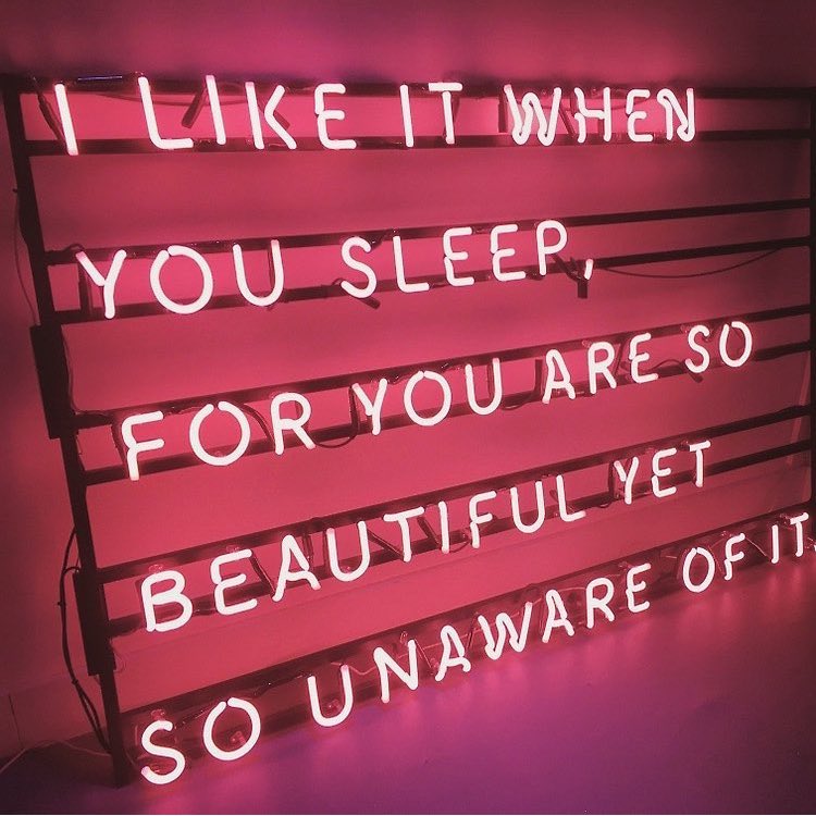 SarieWain's tweet photo. On that note, it's bedtime 💤 #backtowork #Easter https://t.co/E2BkW3hryM