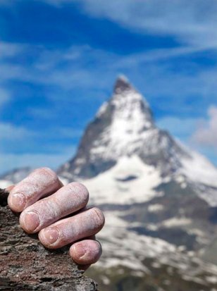 PhoenixRockGym's tweet photo. When you climb, the world is at your fingertips. https://t.co/EPpTdgzQKt