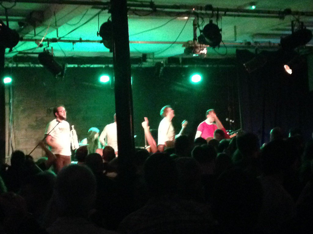 treehousefireuk's tweet photo. @counting_coins smashing it on stage in #Hull right now! @FruitSpaceHull #fruitspace https://t.co/lDEA4FTlJo