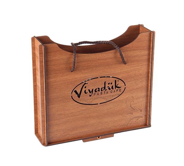 logoloci's tweet photo. #chocolate #çikolata #ahşap #kutu #wood #kurumsal #promosyon #promotion #promotional #recycling #turkishdelight https://t.co/EZ1M7X5YKr