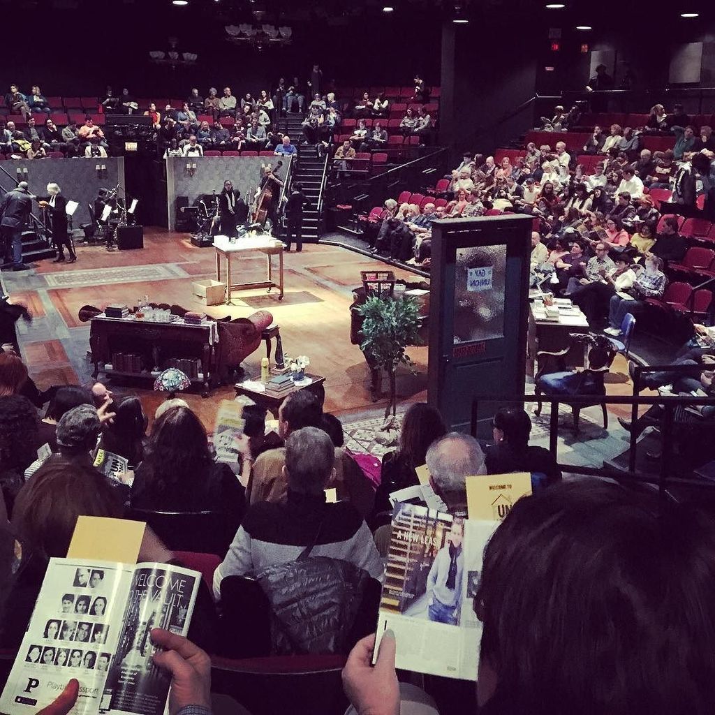 madingbaum's tweet image. I wanna play airplane... again! #funhomemusical bit.ly/1RypX4i