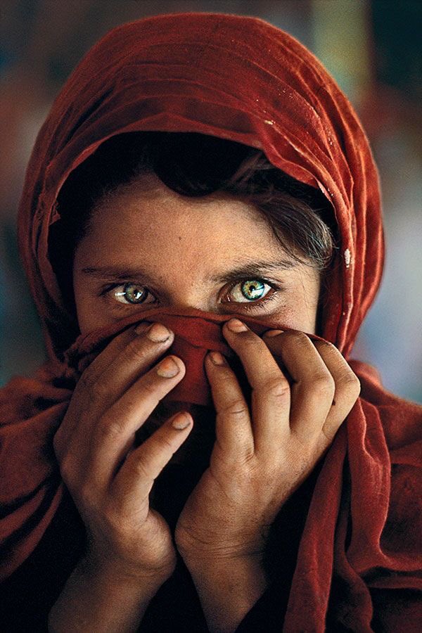 emanuelaneri_'s tweet photo. Portano via i bambini.
Portano via un mondo migliore.
Non c'è futuro in cui sperare.
Ph McCurry
#PrayForPakistan https://t.co/2yNnevBH4d