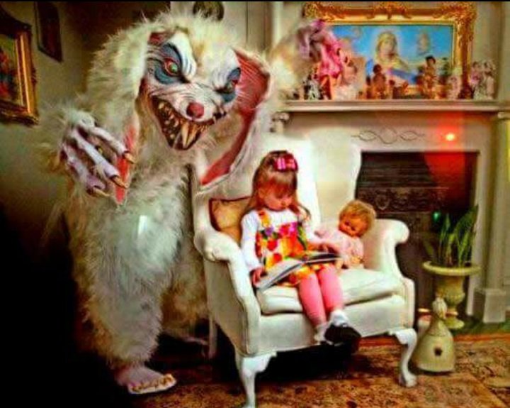 MariesMadWorld's tweet photo. #happyeaster #yafilthyanimals https://t.co/o8Bgi3pkuM