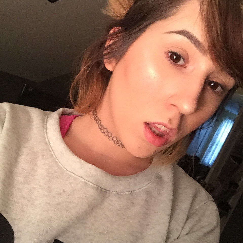 lNTERNETCUTIES tweet picture
