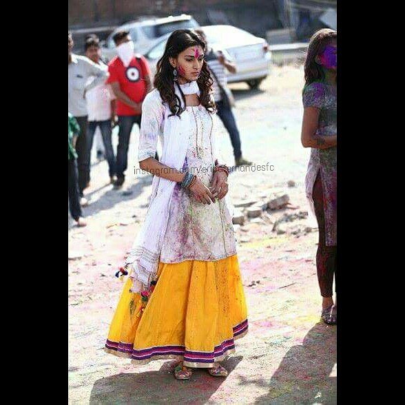Erica_JF_FC's tweet photo. #Sonakshi #Dev #EricaFernandes @IamEJF #KuchRangPyaarKeAiseBhi #fromsets #behindthescenes⦠https://t.co/iL4c7MFAA4 https://t.co/c7pEl0VVQm
