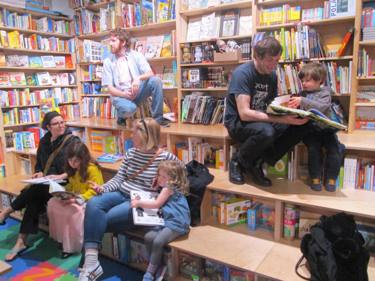 Fun__Pixel's tweet image. The parents at Green Apple before the show.