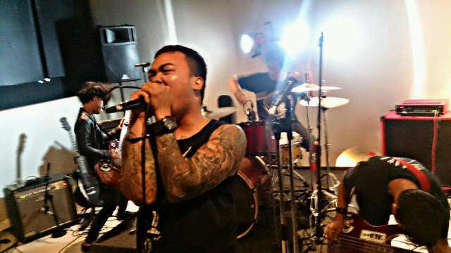 Ini waktu main di voice as sound sabtu kemarin... Good vibes.. \m/