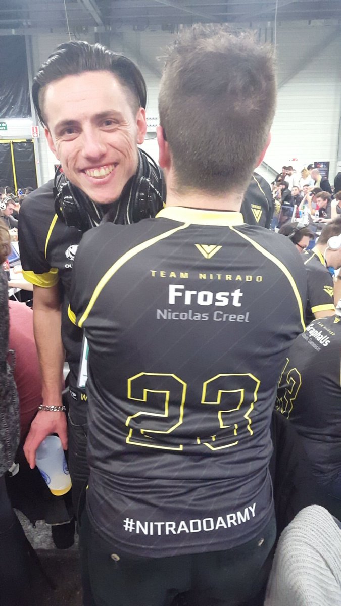 AZR1x's tweet image. @Nitrado_Frost ! #NitradoArmy