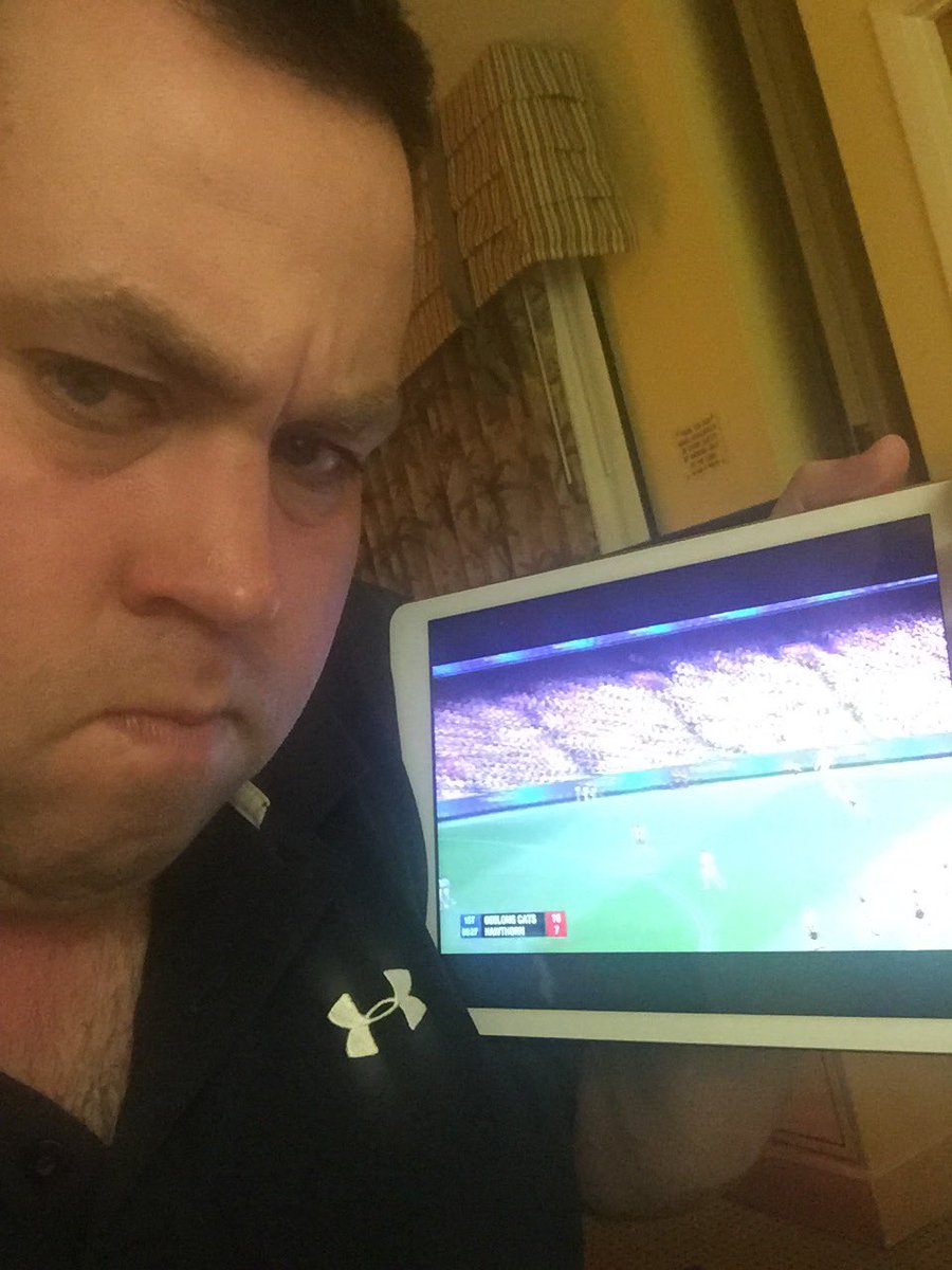 philpickard16's tweet photo. Come on Hawks! #AFLCatsHawks #aflglobalpass #footify https://t.co/MHK04GyGlw