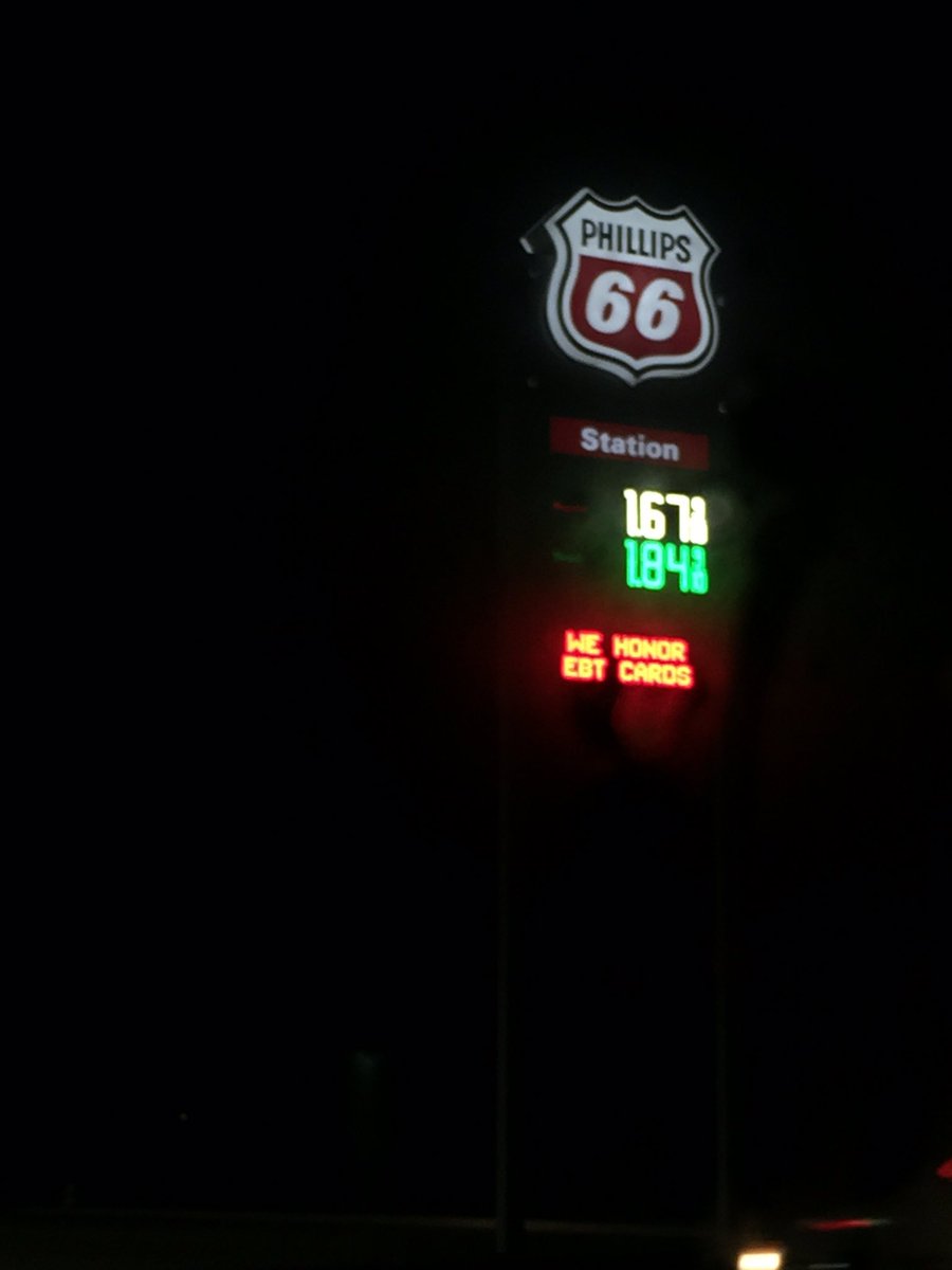 emily_hackett_'s tweet photo. Gas in Arkansas is 32 cents cheaper than in Nebraska.  I love the south. https://t.co/vCOh6QWie7