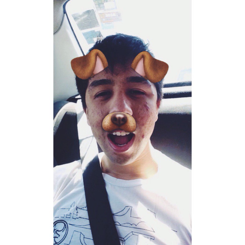 assiral93's tweet photo. I'm dating a dog https://t.co/gg8OcaqzYp