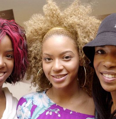 Postnaturals's tweet photo. Queen Bey https://t.co/SlGGjvrwKw